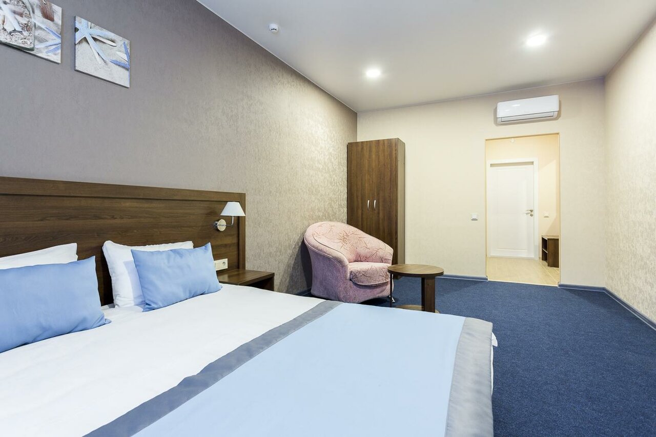 Гостиница 7 Холмов Киров-75