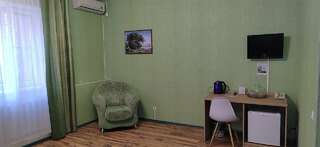 Гостиница 7 Холмов Киров Двухместный номер с 2 отдельными кроватями-2