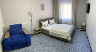 Гостиница 7 Холмов Киров Люкс-3