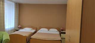 Гостиница 7 Холмов Киров Семейный номер-6