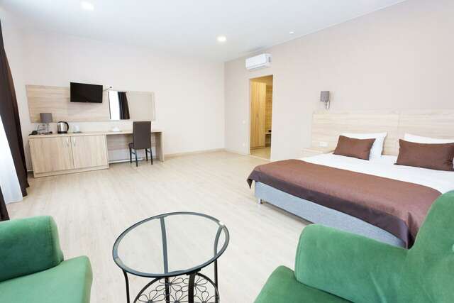 Гостиница 7 Холмов Киров-91