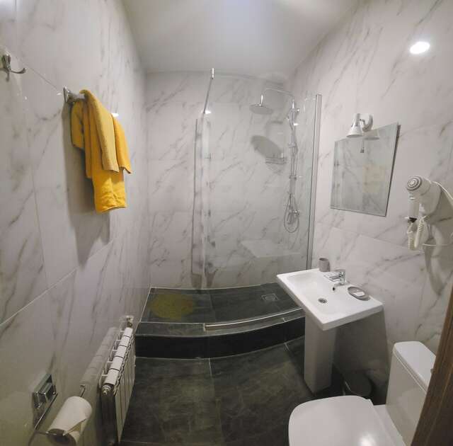 Гостиница 7 Холмов Киров-38