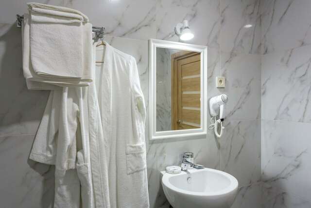 Гостиница 7 Холмов Киров-64