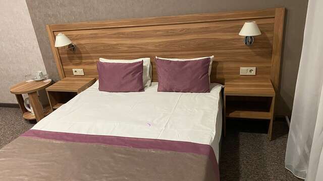 Гостиница 7 Холмов Киров-26